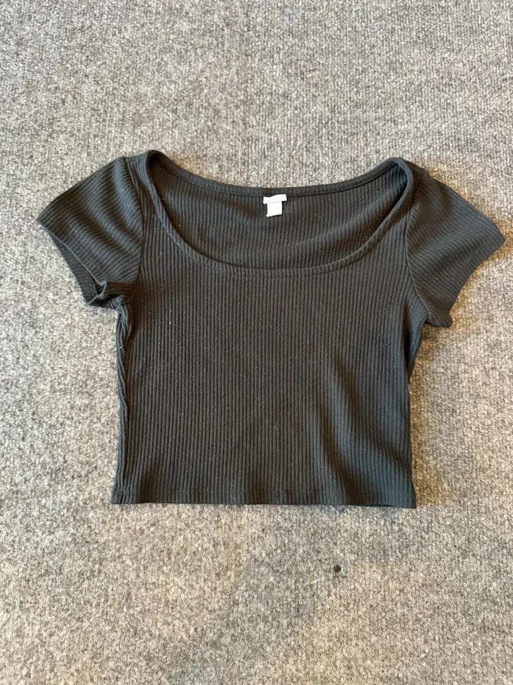 Colsie Shirt Womens XS Black Ribbed Scoop Neck Cropped Stretch Tee Top Basic